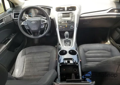 2013 Ford Fusion Se z USA, uszkodzony, nr VIN 3FA6P0H74DR250957